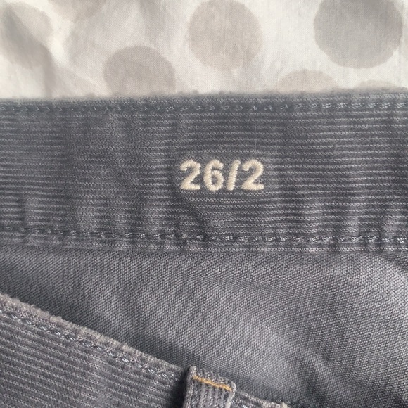 Gap gray corduroy mini skirt size 26/2 - Picture 2 of 3